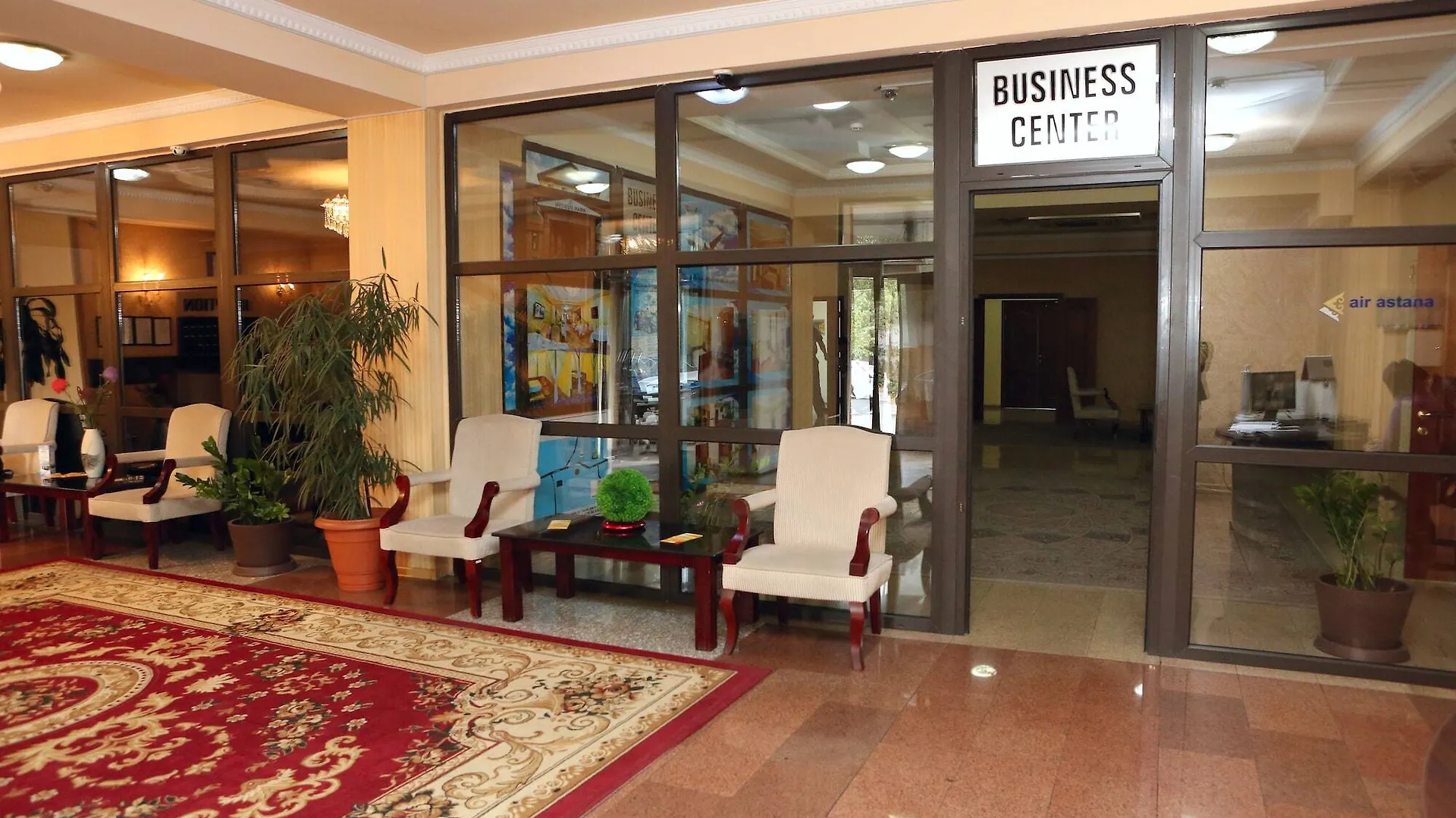 Экипаж Hotel Almaty